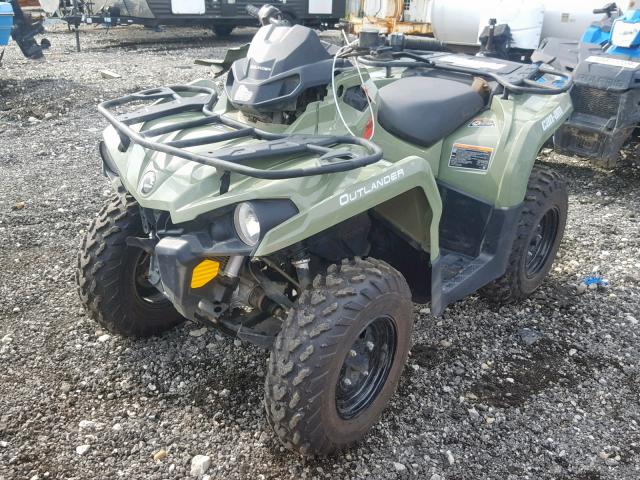 3JBLGAT40JJ001942 - 2018 CAN-AM OUTLANDER GREEN photo 2