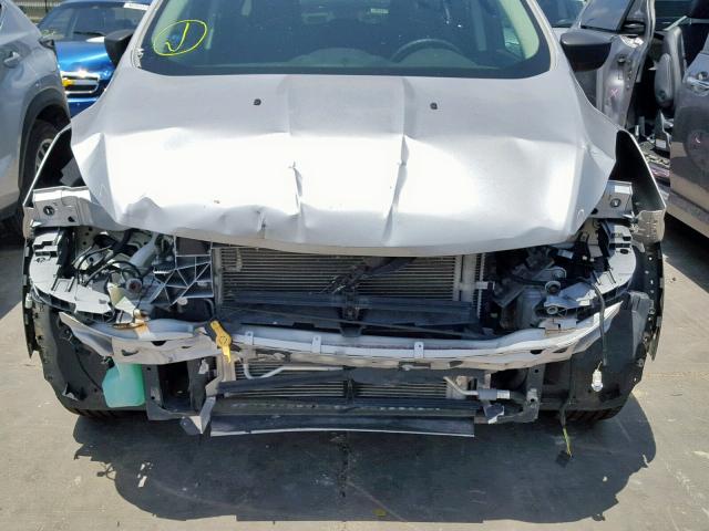 1FMCU0F7XDUD94722 - 2013 FORD ESCAPE S SILVER photo 9