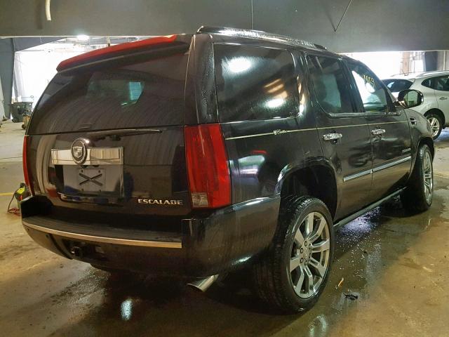 1GYUKCEFXAR158136 - 2010 CADILLAC ESCALADE P BLACK photo 4