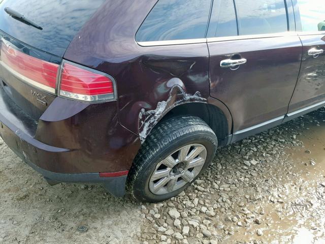2LMDU88C09BJ10738 - 2009 LINCOLN MKX MAROON photo 9
