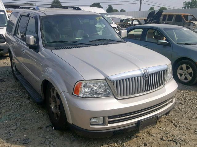 5LMFU28506LJ29821 - 2006 LINCOLN NAVIGATOR 奶油色 照片 1