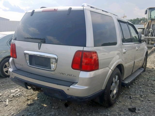 5LMFU28506LJ29821 - 2006 LINCOLN NAVIGATOR 奶油色 照片 4