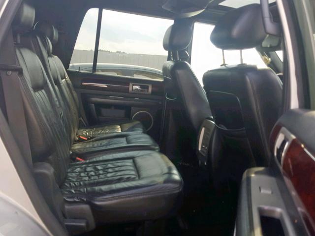 5LMFU28506LJ29821 - 2006 LINCOLN NAVIGATOR 奶油色 照片 6