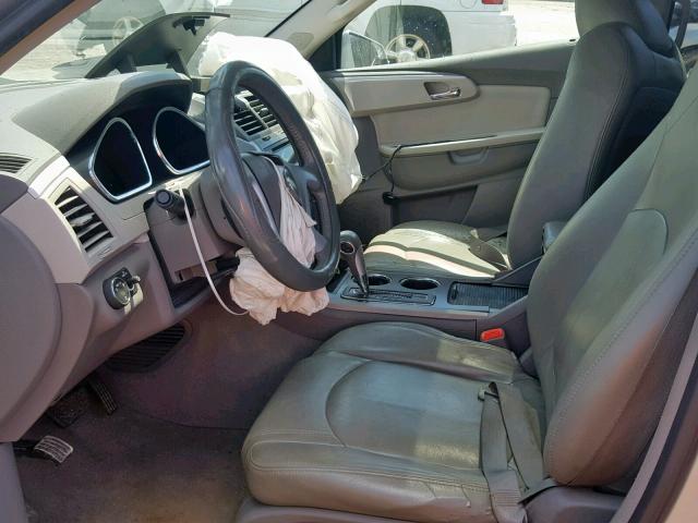 1GNER23D29S105654 - 2009 CHEVROLET TRAVERSE L SILVER photo 5