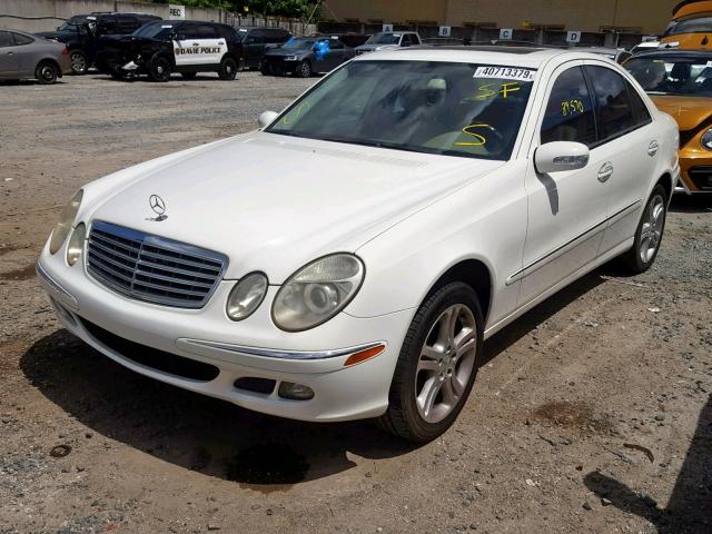 WDBUF56J86A907903 - 2006 MERCEDES-BENZ E 350 WHITE photo 2