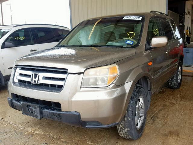 5FNYF28228B025840 - 2008 HONDA PILOT VP GOLD photo 2