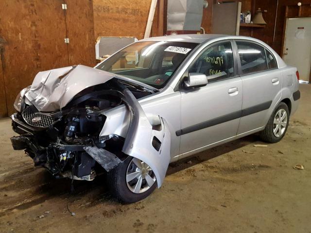 KNADE123166155871 - 2006 KIA RIO SILVER photo 2