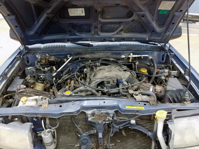 5N1ED28Y0YC601155 - 2000 NISSAN XTERRA XE BLUE photo 7