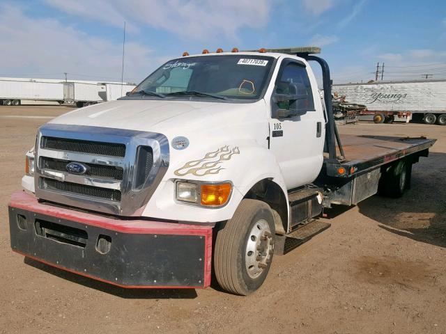 3FRWF6FC7CV183716 - 2012 FORD F650 SUPER WHITE photo 2