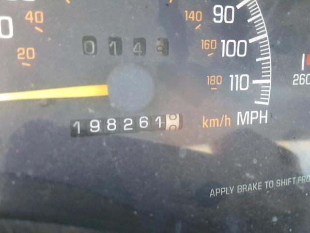 1G2WP52K31F150432 - 2001 PONTIAC GRAND PRIX GRAY photo 8