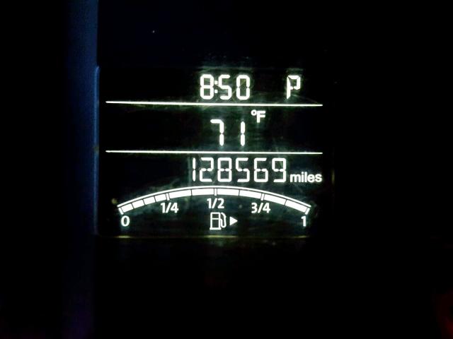 3VW2K7AJ5BM330412 - 2011 VOLKSWAGEN JETTA BASE WHITE photo 8