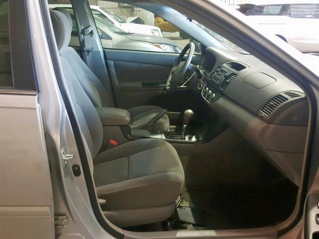 4T1BE32KX6U164511 - 2006 TOYOTA CAMRY LE SILVER photo 5