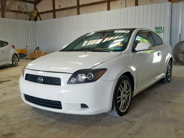 JTKDE167880241807 - 2008 TOYOTA SCION TC WHITE photo 2