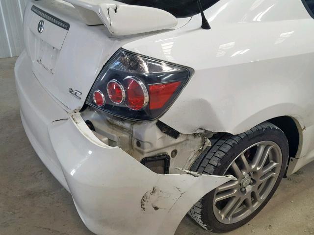 JTKDE167880241807 - 2008 TOYOTA SCION TC WHITE photo 9