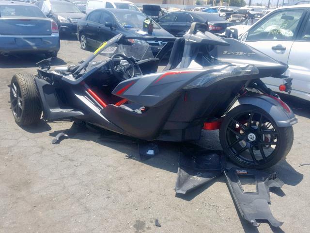 57XAAPFA7J8127672 - 2018 POLARIS SLINGSHOT BLACK photo 3