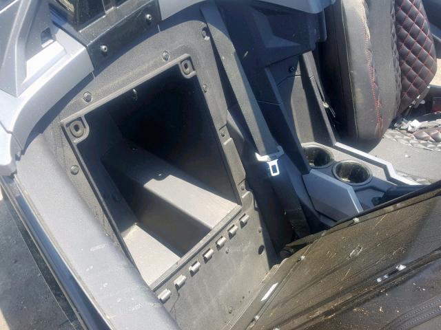 57XAAPFA7J8127672 - 2018 POLARIS SLINGSHOT BLACK photo 6