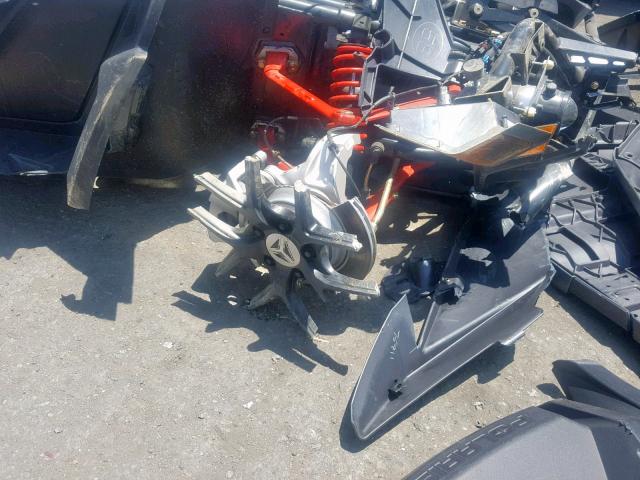 57XAAPFA7J8127672 - 2018 POLARIS SLINGSHOT BLACK photo 9