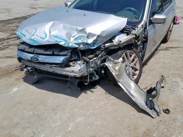 3FAHP0JA2CR296493 - 2012 FORD FUSION SEL SILVER photo 9