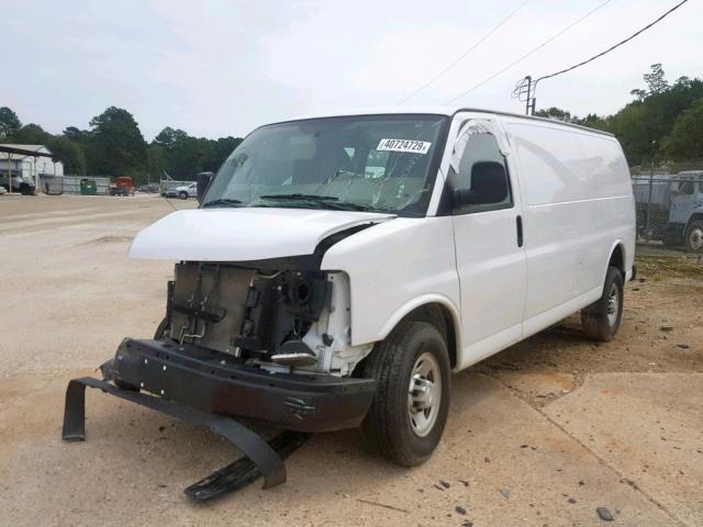 1GCWGBFF1H1114169 - 2017 CHEVROLET EXPRESS G2 WHITE photo 2