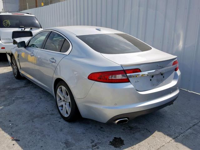 SAJWA05B59HR10583 - 2009 JAGUAR XF LUXURY SILVER photo 3