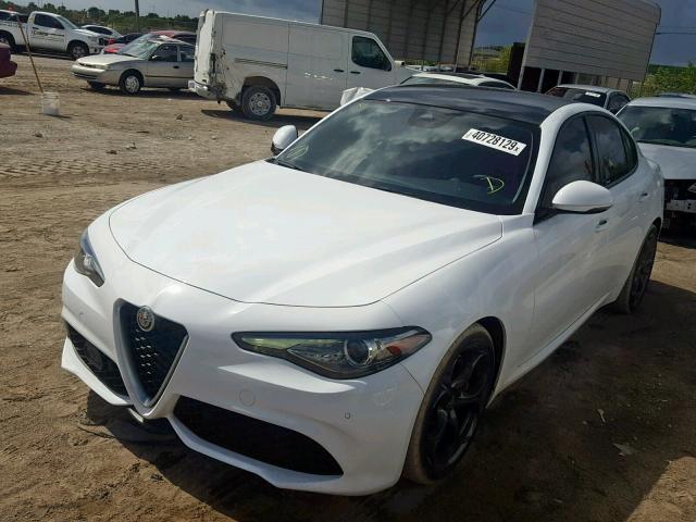 ZARFAECNXJ7580478 - 2018 ALFA ROMEO GIULIA TI WHITE photo 2