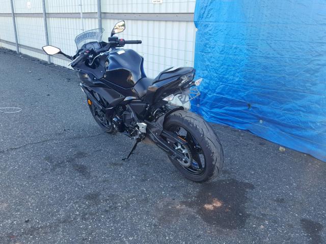 JKAEXEJ15HDA01524 - 2017 KAWASAKI EX650 J BLACK photo 3