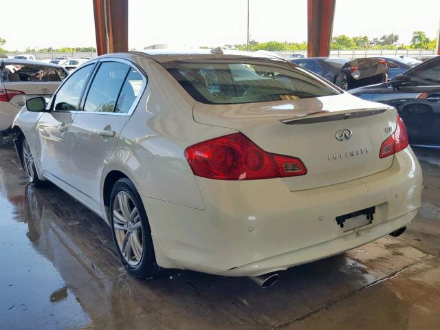 JN1CV6AP3AM200428 - 2010 INFINITI G37 BASE WHITE photo 3