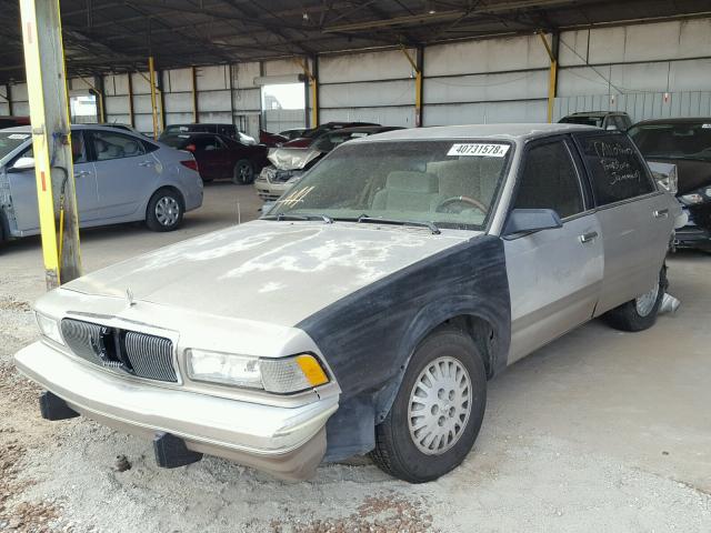 1G4AG55M4T6468884 - 1996 BUICK CENTURY SP SILVER photo 2