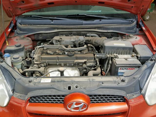 KMHCN36C27U011730 - 2007 HYUNDAI ACCENT SE ORANGE photo 7