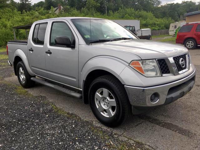 1N6AD07W88C435598 - 2008 NISSAN FRONTIER C SILVER photo 3