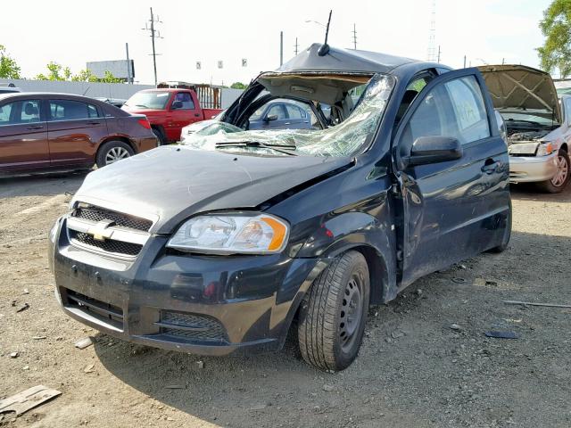 KL1TD56E89B339647 - 2009 CHEVROLET AVEO LS BLACK photo 2