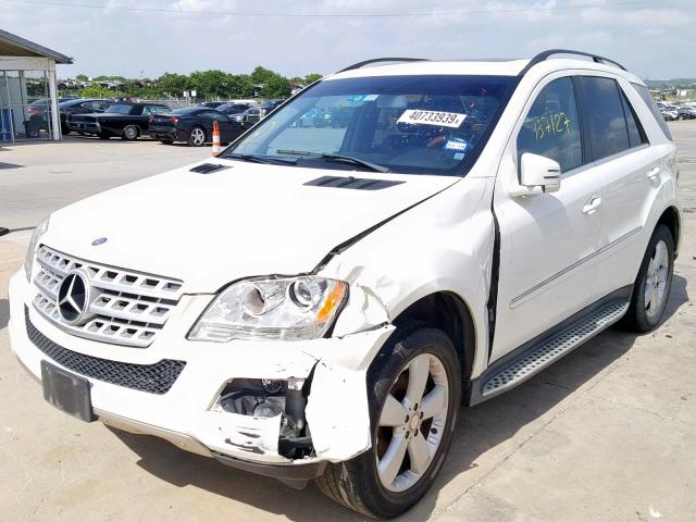 4JGBB5GB3BA673901 - 2011 MERCEDES-BENZ ML 350 WHITE photo 2