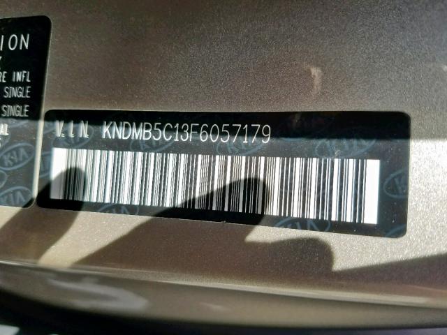 KNDMB5C13F6057179 - 2015 KIA SEDONA LX GOLD photo 10