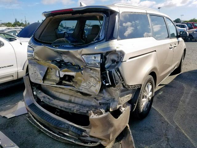 KNDMB5C13F6057179 - 2015 KIA SEDONA LX GOLD photo 4