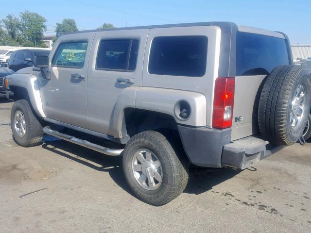 5GTDN13EX78234991 - 2007 HUMMER H3 SILVER photo 3