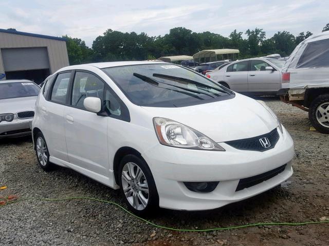 JHMGE8H58BC026392 - 2011 HONDA FIT SPORT WHITE photo 1