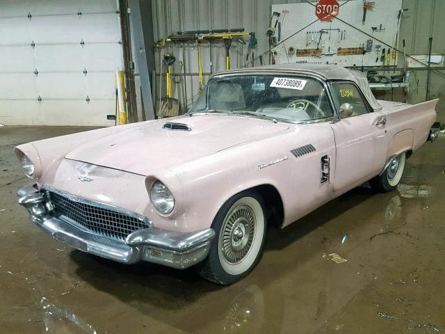 D7FH215280 - 1957 FORD T BIRD PINK photo 2