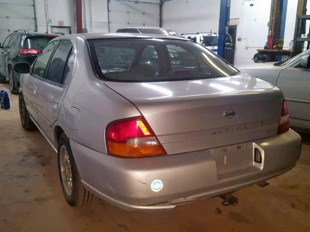 1N4DL01D7WC247314 - 1998 NISSAN ALTIMA XE SILVER photo 3