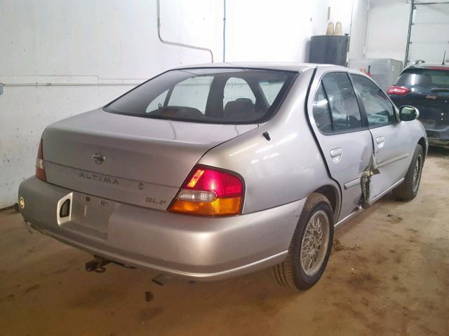 1N4DL01D7WC247314 - 1998 NISSAN ALTIMA XE SILVER photo 4