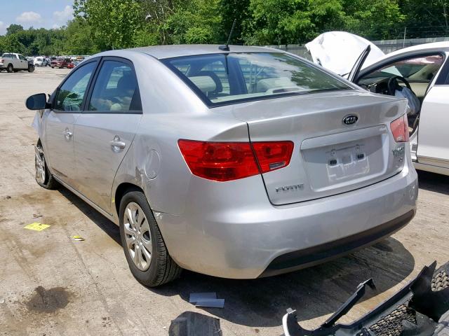 KNAFU4A22C5548088 - 2012 KIA FORTE EX SILVER photo 3