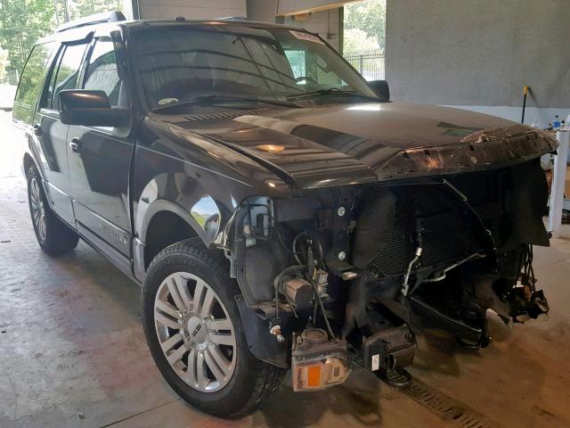 5LMJJ2J52BEJ06925 - 2011 LINCOLN NAVIGATOR BLACK photo 1