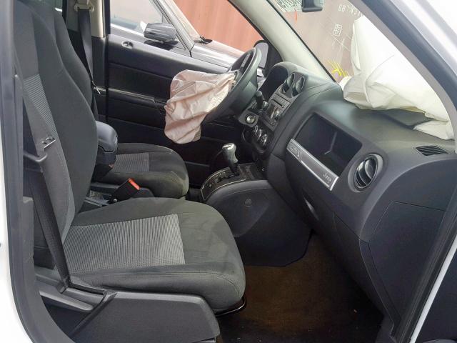 1C4NJCBA3GD641222 - 2016 JEEP COMPASS SP თეთრი ფოტო 5