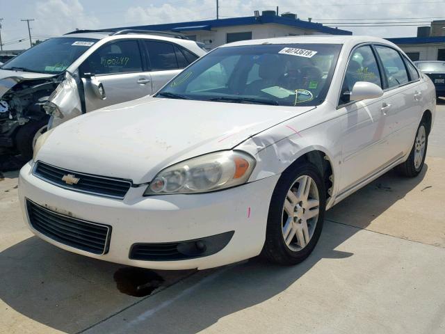 2G1WU581069206130 - 2006 CHEVROLET IMPALA LTZ WHITE photo 2