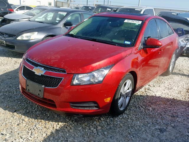 1G1P75SZ4E7100256 - 2014 CHEVROLET CRUZE RED photo 2