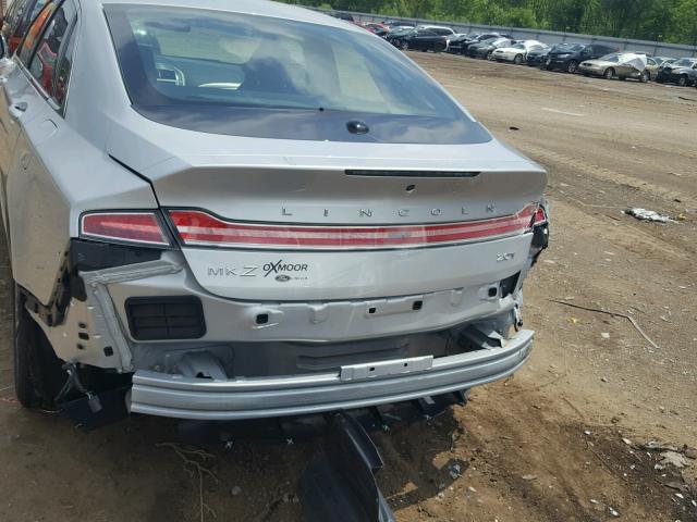 3LN6L5A90HR663569 - 2017 LINCOLN MKZ PREMIE SILVER photo 9