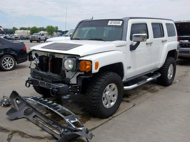 5GTDN13E378250837 - 2007 HUMMER H3 WHITE photo 2