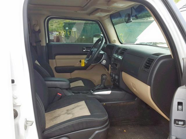 5GTDN13E378250837 - 2007 HUMMER H3 WHITE photo 5