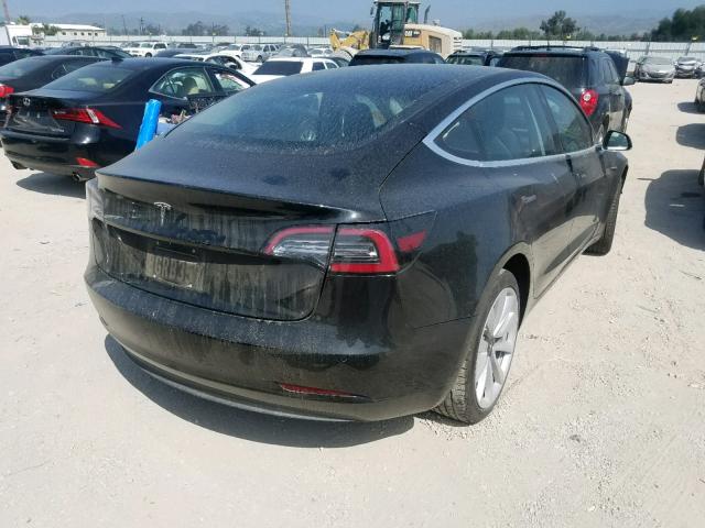 5YJ3E1EA2JF061214 - 2018 TESLA MODEL 3 BLACK photo 4