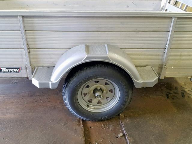 4TCSU1446EHA12846 - 2014 UTILITY TRAILER SILVER photo 8