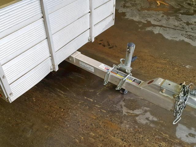 4TCSU1446EHA12846 - 2014 UTILITY TRAILER SILVER photo 9